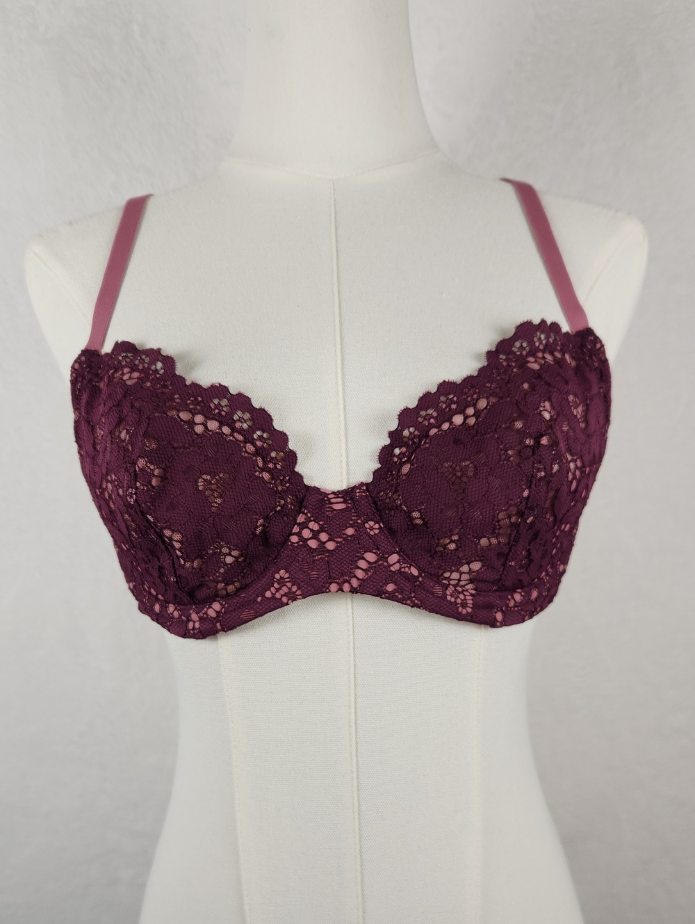 Victoria's Secret Body By Victoria Unlined Demi Balconette Bra Size 34 C